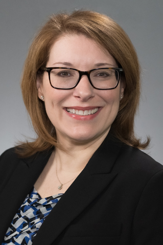 Christy K. Bosse, Vicepresidenta Sénior y Directora de Cumplimiento de CA